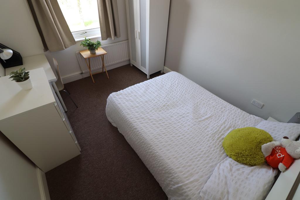 Room 4