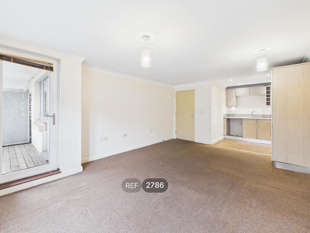 Kitchen/Living area
