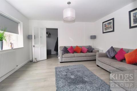 3 bedroom end of terrace house for sale, Tudor Avenue, Cheshunt, Waltham Cross