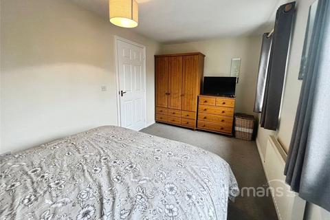 3 bedroom terraced house for sale, Vixen Drive, Aldershot, Hampshire