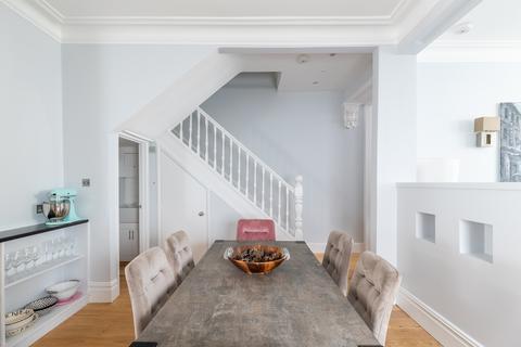 5 bedroom house to rent, Waldemar Avenue, London, SW6
