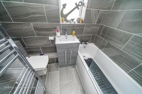 3 bedroom semi-detached house for sale, Queens Lea, Willenhall WV12