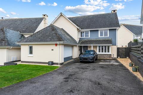 4 bedroom detached house for sale, Pentre Nicklaus Village, Llanelli