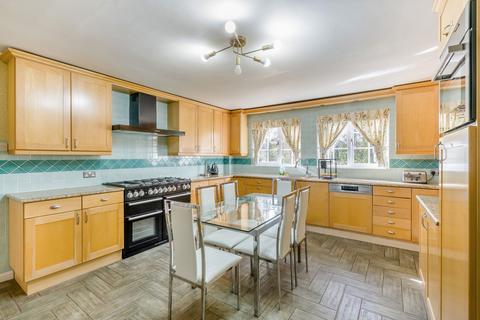 4 bedroom detached house for sale, Potters Heights Close, Pinner HA5