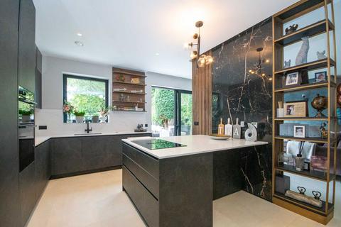undefined, West End Lane, Pinner HA5