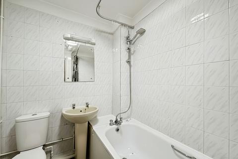 1 bedroom flat to rent, Lansdowne Place, Hove, BN3