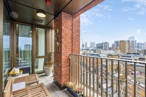 2 bedroom flat to rent, The Arc, City Road, London EC1V