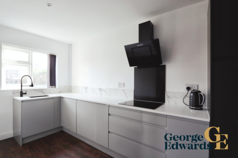 3 bedroom semi-detached house for sale, Cophills Close, Measham, DE12 7LZ.