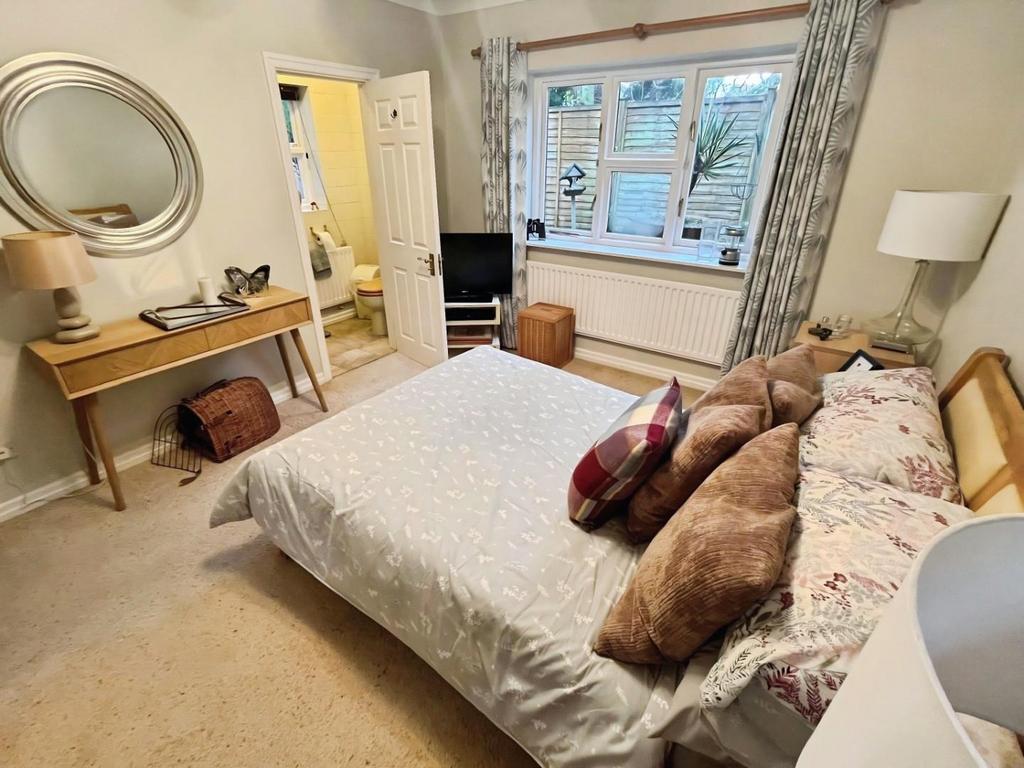D7733e92-Claverdon Ct20.jpeg