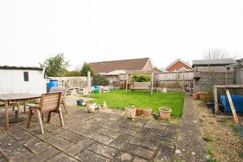 2 bedroom bungalow for sale, St. Marys Close, Chard
