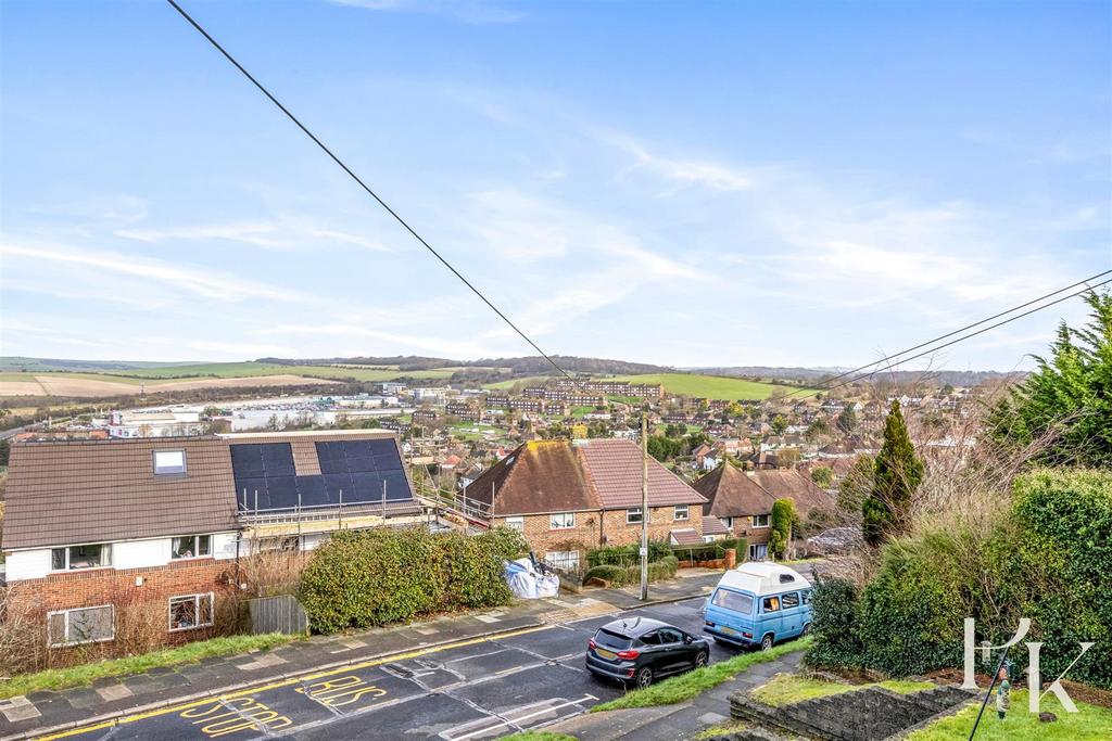 Rotherfield Crescent, 38-017.JPG