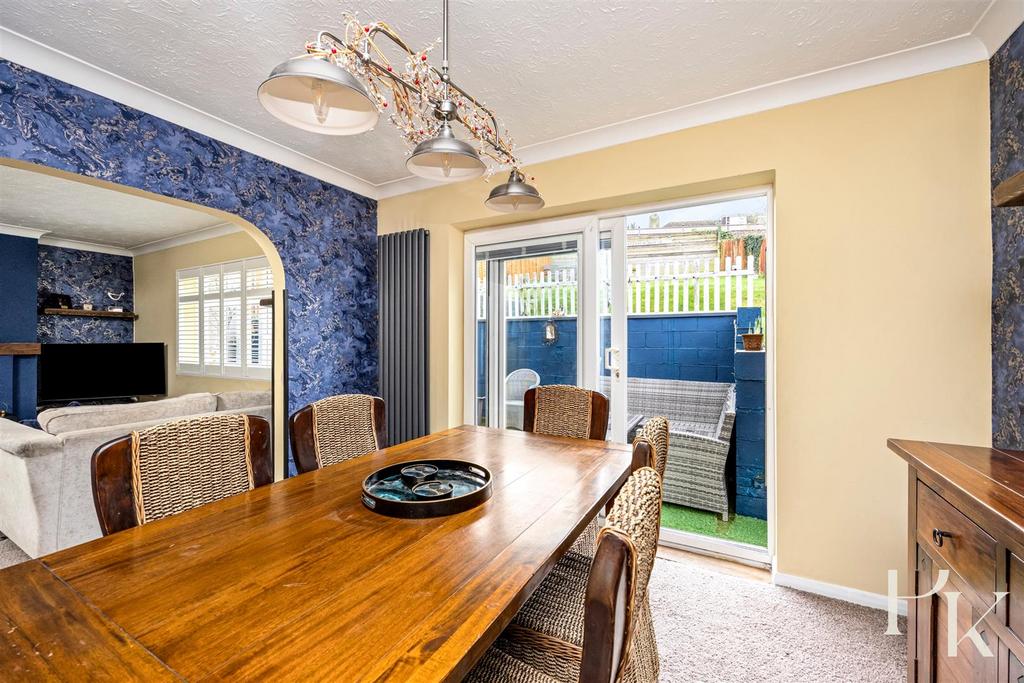 Rotherfield Crescent, 38-023.JPG