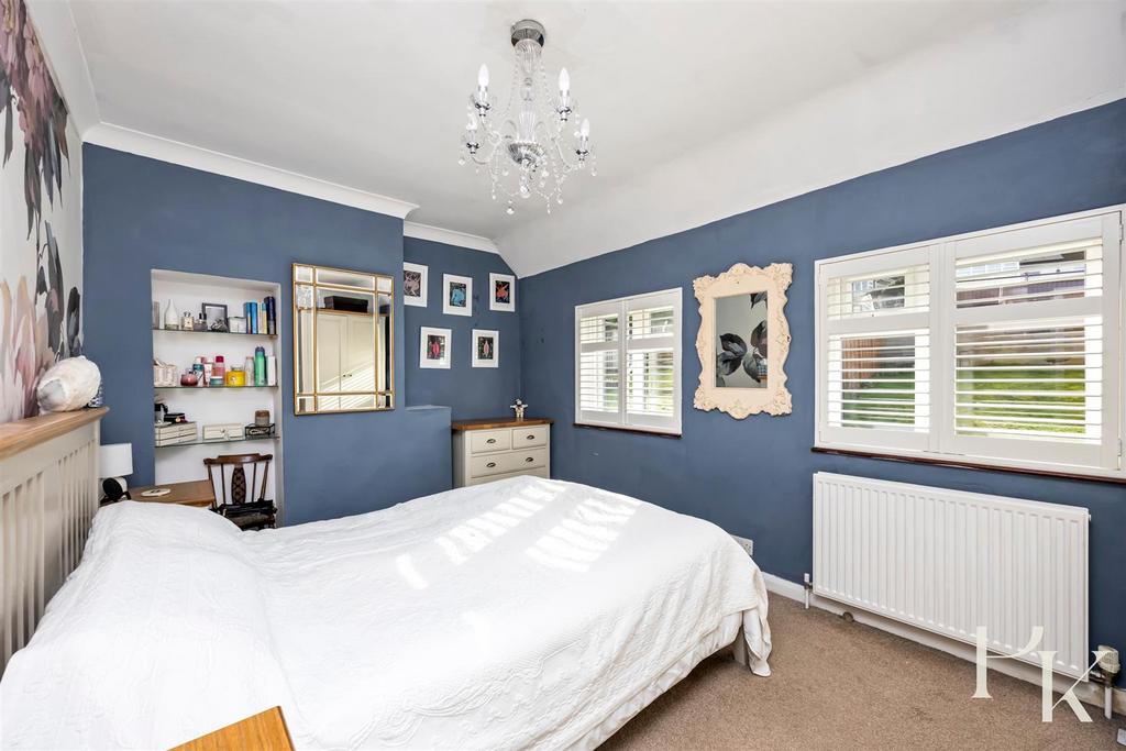 Rotherfield Crescent, 38-013.JPG