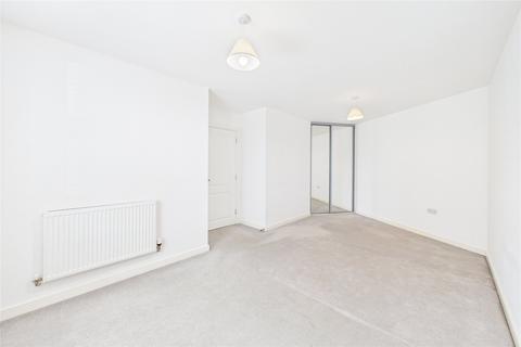 undefined, Morris Close, Wokingham, Berkshire, RG41