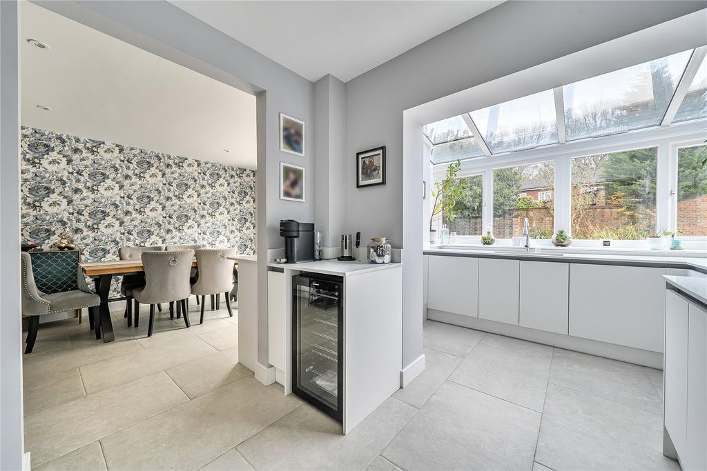 Kitchen/Dining