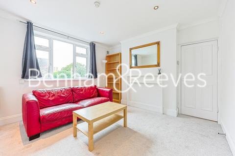 undefined, Madeley Road, Ealing  W5