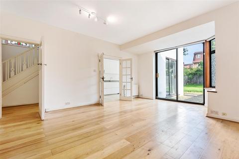 4 bedroom house to rent, Dunstan Road, Golders Green NW11