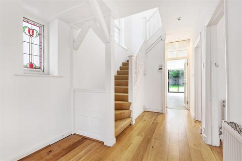 4 bedroom house to rent, Dunstan Road, Golders Green NW11