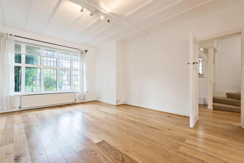4 bedroom house to rent, Dunstan Road, Golders Green NW11