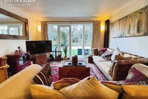 undefined, Alexander Gardens, Cawthorne, Barnsley, S75 4EW