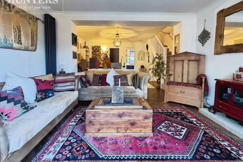 undefined, Alexander Gardens, Cawthorne, Barnsley, S75 4EW