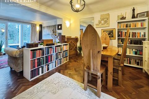 undefined, Alexander Gardens, Cawthorne, Barnsley, S75 4EW
