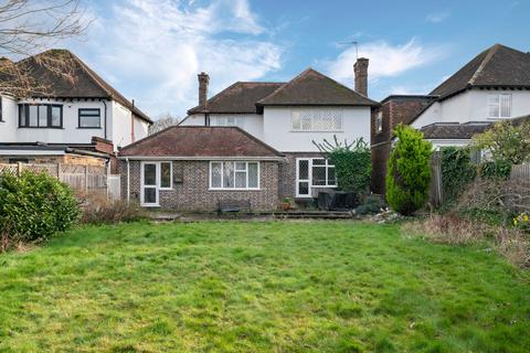 4 bedroom detached house for sale, Claygate Lane, Esher, KT10