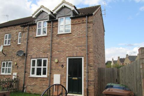 2 bedroom semi-detached house to rent, Norwich Road, Wisbech