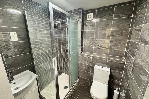 2 bedroom flat to rent, Bunning Way, Caledonian Road, London