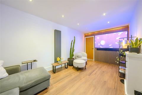2 bedroom apartment for sale, Flat 1, 19-21, Station Road, Horsforth, Leeds, West Yorkshire