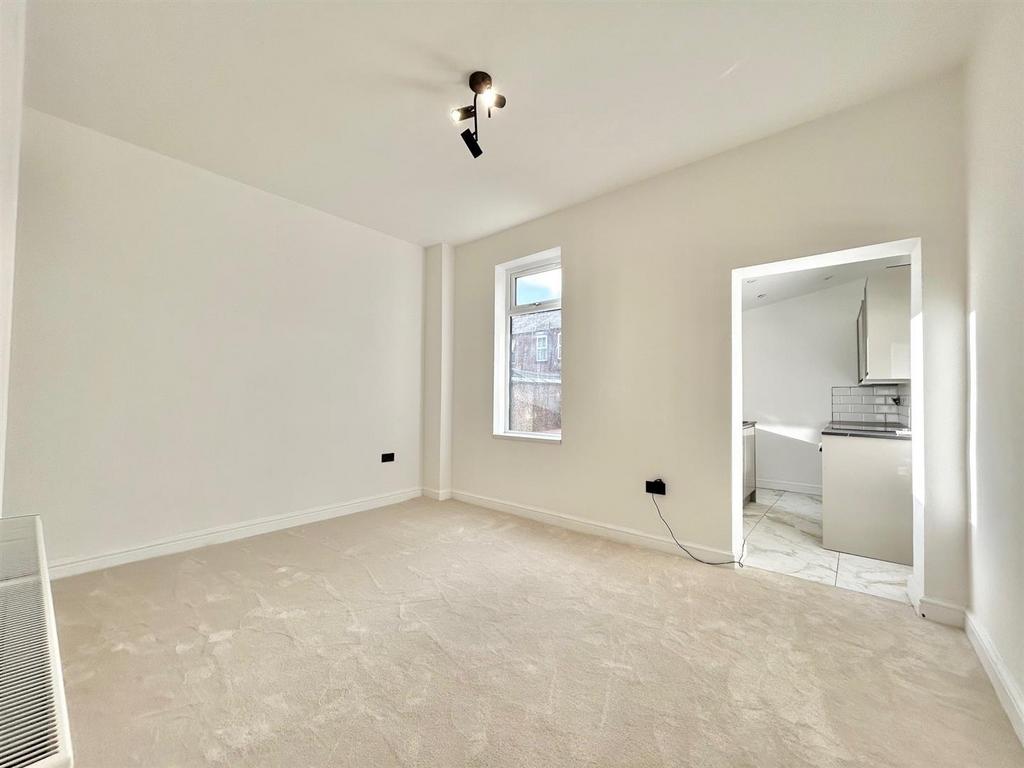Dining Room.jpg