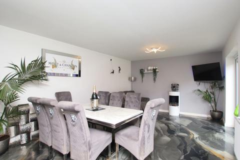 undefined, Clos Rhys Meurug, Capel Llanilltern, Cardiff CF5 6GA