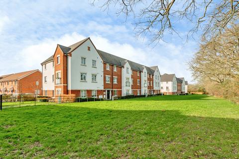 undefined, Daffodil Crescent, Crawley, RH10