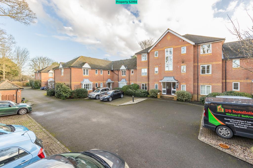 Private Allocated Car Parking &amp; Visitors Parking