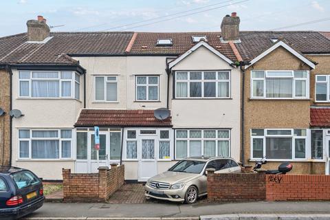 4 bedroom terraced house for sale, Grove Road, Mitcham CR4