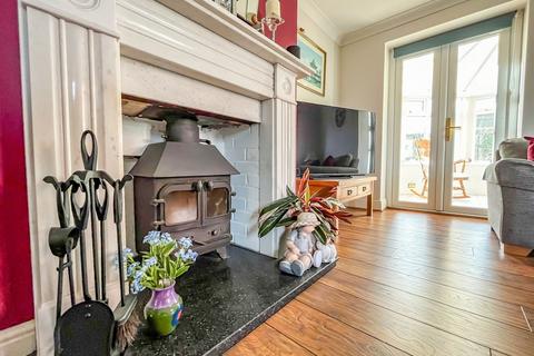 4 bedroom detached house for sale, Darwell Hill, Netherfield, Battle, TN33
