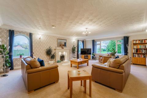undefined, Main Road, Newsholme DN14