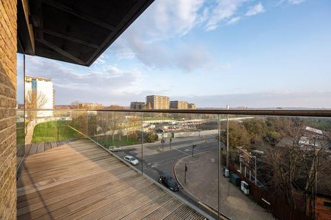 2 bedroom flat for sale, Tizzard Grove, Blackheath, London, SE3