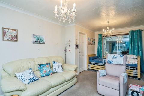 undefined, Waverton Avenue, Warton, Tamworth