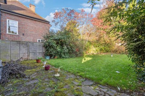 3 bedroom detached house for sale, Old South Close, Pinner, HA5