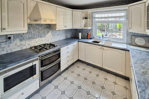 undefined, Hollow Vale Drive, Greater Manchester SK5