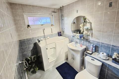 undefined, Hollow Vale Drive, Greater Manchester SK5