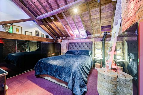 Alaska Buildings, Southwark, London, SE1