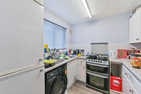 2 bedroom terraced house to rent, Foxwell Mews, Brockley, London, SE4