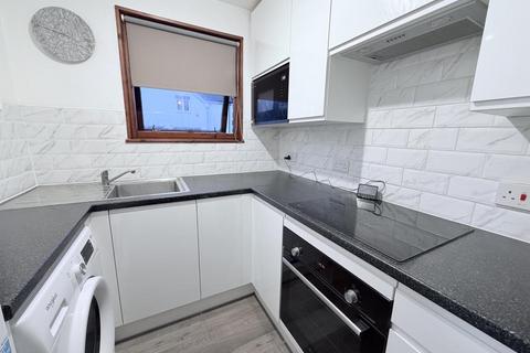 1 bedroom terraced house to rent, Dorchester Mews,  New Malden,  KT3