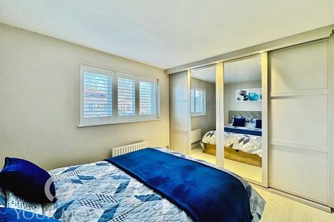 undefined, Hasted Close, Kent DA9