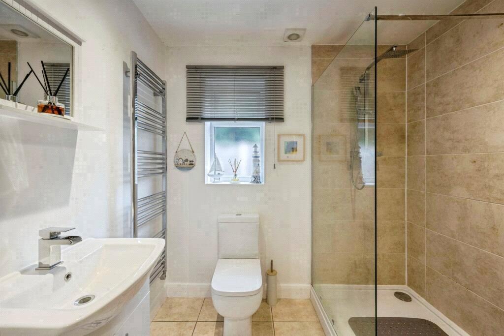 Shower Room/Wc