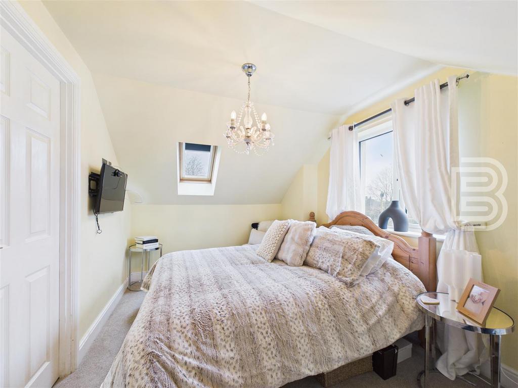 Bedroom 3.jpg