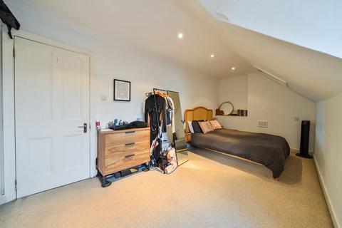 2 bedroom flat for sale, Probyn Road, Tulse Hill, London, SW2