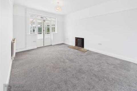 undefined, Three Bridges Road, Crawley